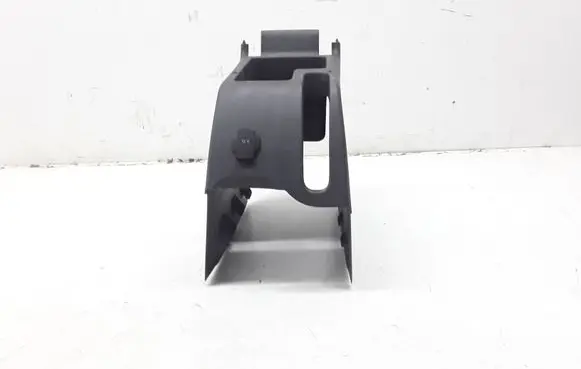Volkswagen Jetta V Glove box central console 1K5863323