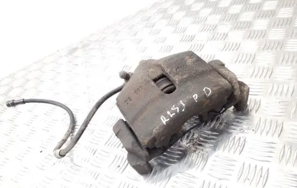 Volkswagen Touran I Front brake caliper