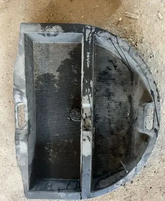 Mazda 6 Spare wheel section trim G21C688MX