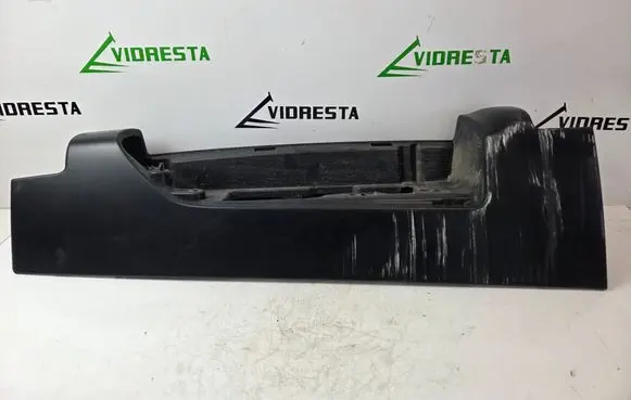 Nissan NV300 Tail light bulb cover holder 93450955 93450958