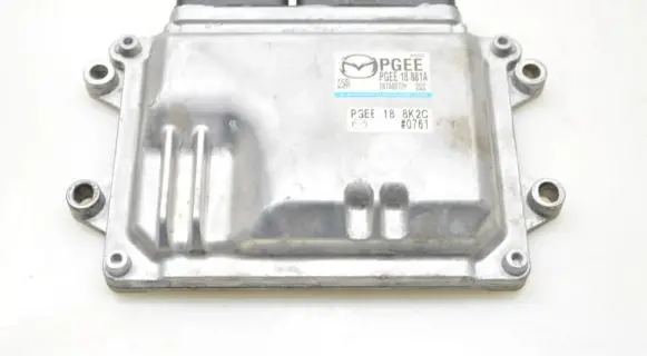 Mazda CX-5 II Engine control unit/module PGEE18881A