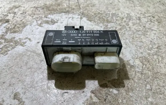 Volkswagen Golf IV ABS relay 1J0919506K 898972000