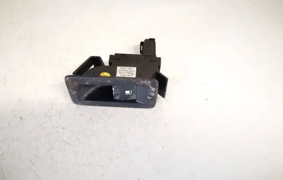 Volkswagen Touran I Electric window control switch 1t0959551