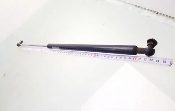 Subaru Impreza I Tailgate/trunk strut/damper