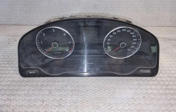 Speedometer (instrument cluster)