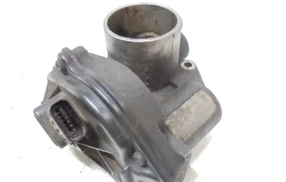 Ford Focus C-MAX Electric throttle body valve VP4F9U-9E928-B