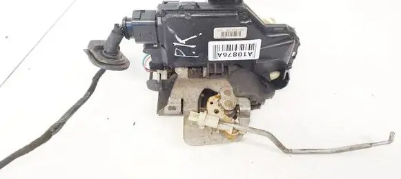 Audi A2 Front door lock 8Z1837015D