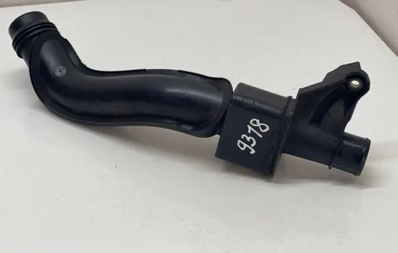 Renault Clio III Intercooler hose/pipe 8200296982 800383112