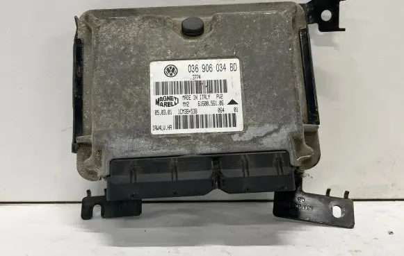 Seat Toledo II (1M) Engine control unit/module 036906034BD 1J1906217E
