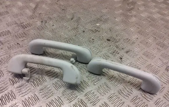 Fiat 500X A set of handles for the ceiling 
