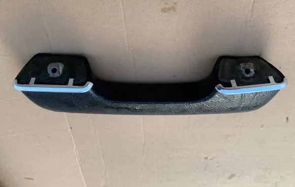Mercedes-Benz W123 Rear door handle trim 