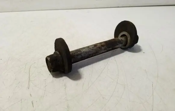 Mitsubishi Pajero Rear suspension camber bolt 