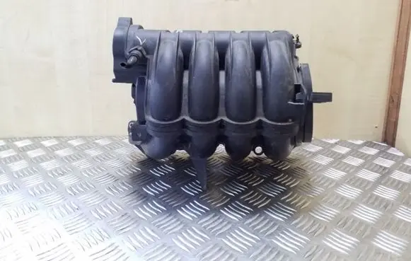 Citroen C4 I Intake manifold 9657539680 96393814 9650764780