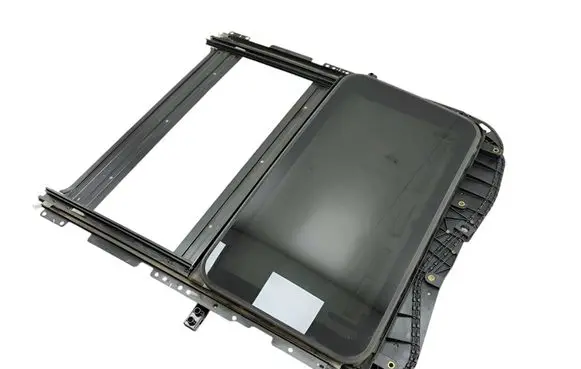 Maserati Ghibli Sunroof set 06700258530