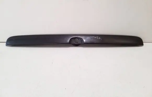Opel Astra G Tailgate trim 90521513