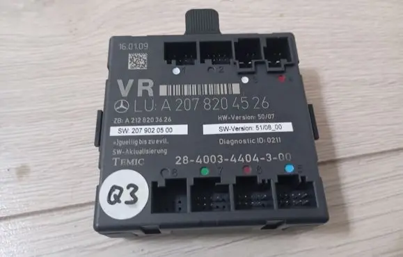 Mercedes-Benz E C207 W207 Door control unit/module A2078204526 A2128203626