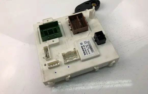 Volvo S90, V90 Comfort/convenience module 31472789AB