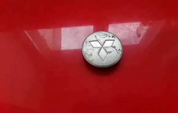 Mitsubishi Lancer Original wheel cap MR491208