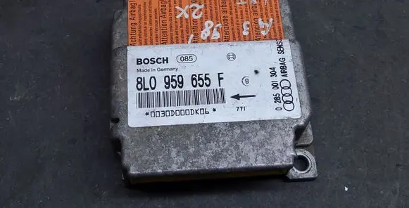 Audi A3 S3 8L Airbag control unit/module 8L0959655F 0285001304