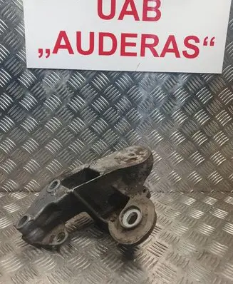 Audi A6 S6 C6 4F Engine mounting bracket 4F0199351H