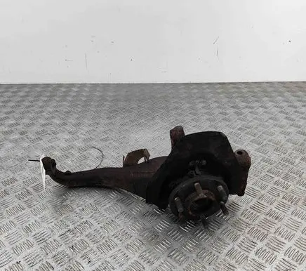 Nissan NP300 Front wheel hub 40014EB000