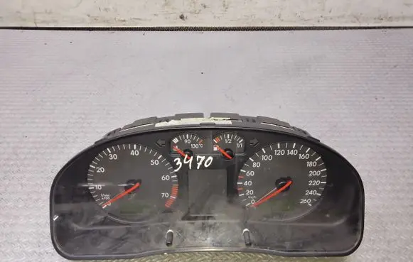 Volkswagen PASSAT B5 Speedometer (instrument cluster) 3B1919860