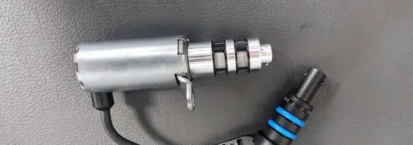 Porsche Macan (95B) Valve 94610711360