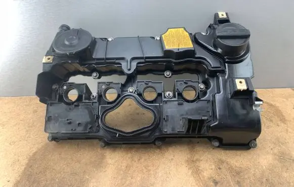 BMW 1 E81 E87 Rocker cam cover 7553626 11127553626