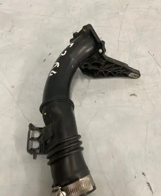 Intercooler hose/pipe