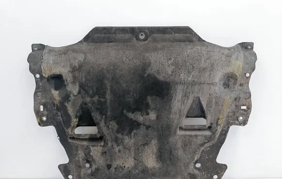 Volvo V60 Engine splash shield/under tray 31425092