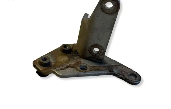 Audi Q3 8U Muffler mount bracket/holder 04L131561J