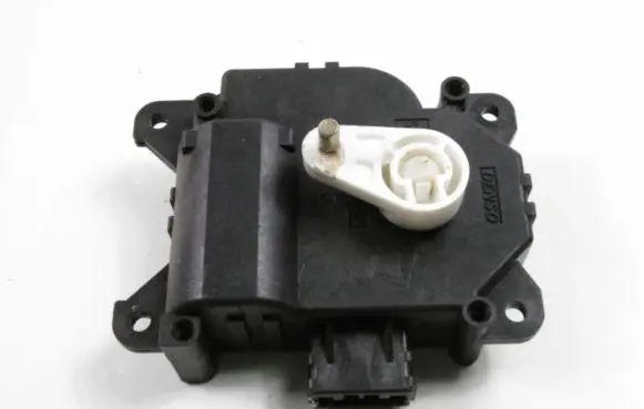 Suzuki Liana Air flap motor/actuator 113800-2310