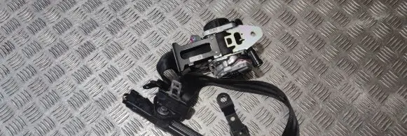 Volvo V60 Front seatbelt 616155700