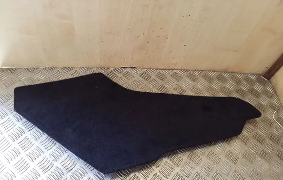 Tesla Model 3 Other center console (tunnel) element 149573500B