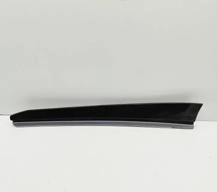 Volkswagen Touareg III Front door card panel trim 761947223B 760867409B