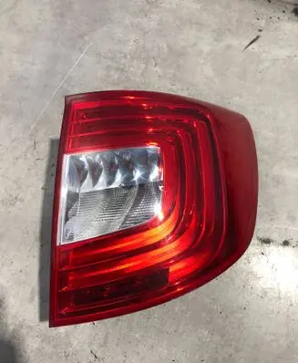 Skoda Superb B6 (3T) Rear/tail lights 3T9945096A