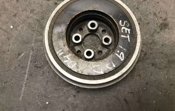 Audi A3 S3 8L Crankshaft pulley 038105243