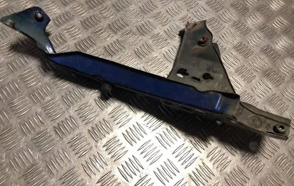 Opel Astra H Headlight/headlamp mounting bracket 13237139