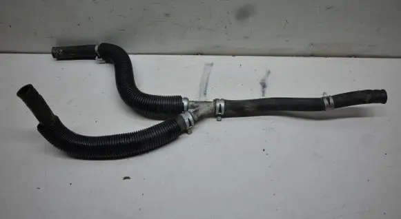Chrysler Town & Country V Engine coolant pipe/hose
