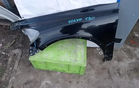 Volvo C30 Fender