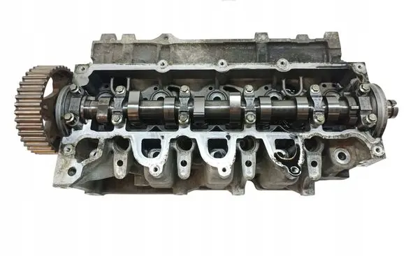 Nissan Qashqai Engine head 110428257R
