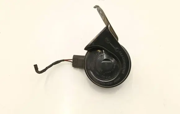 BMW 5 F10 F11 Horn signal 7279781 6033FB2371