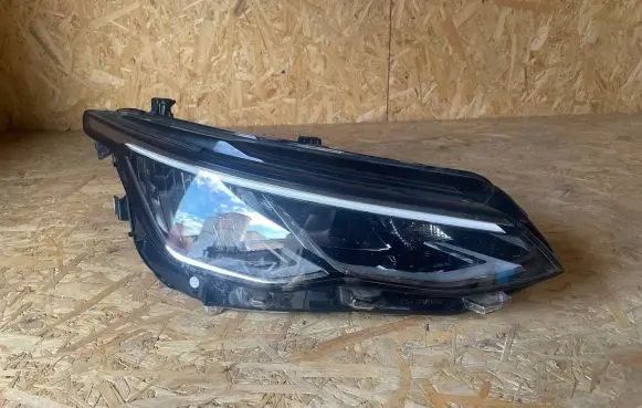 Volkswagen Golf VIII Headlight/headlamp 5H0941120