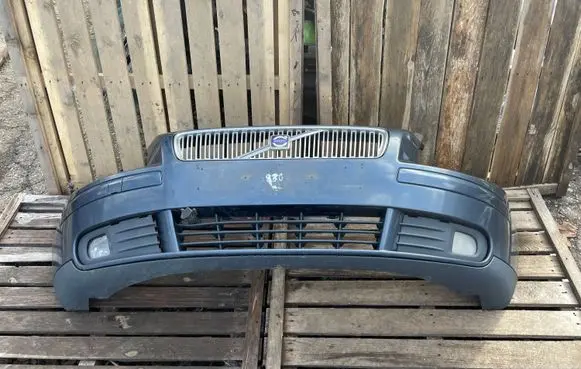 Volvo V50 Front bumper 30657005