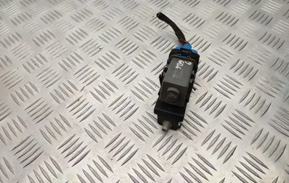 KIA Sorento Glow plug pre-heat relay 368302F740