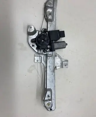 Citroen C3 Front door window regulator motor 159001042