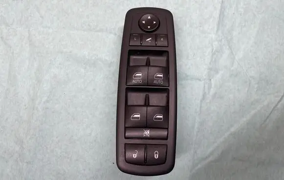 Jeep Grand Cherokee Electric window control switch 68319803AA