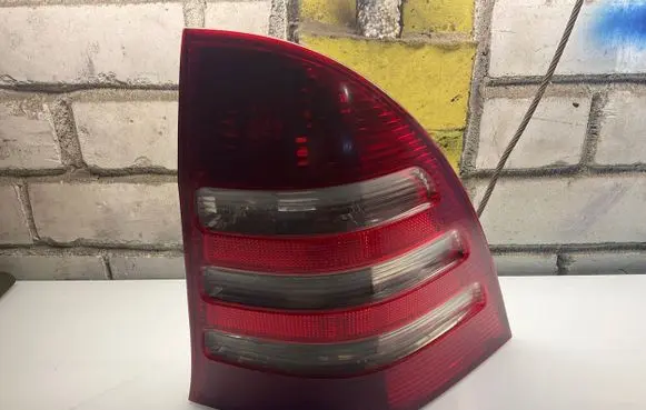 Mercedes-Benz C W203 Rear/tail lights