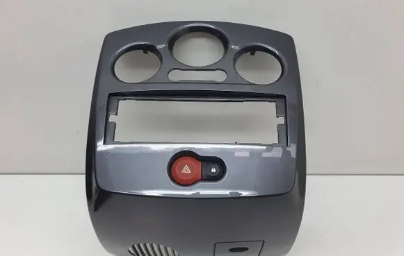 Renault Clio III Panel trim 