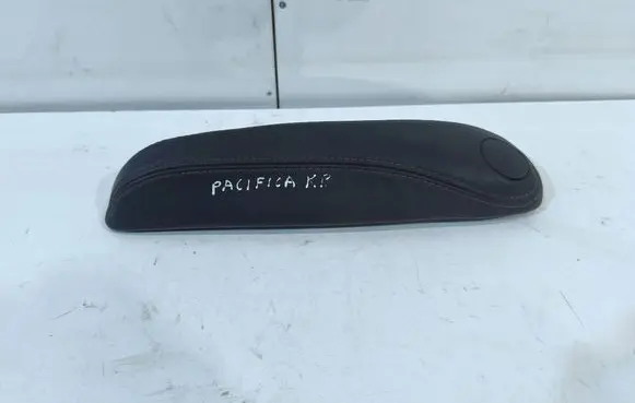 Chrysler Pacifica Armrest 5RD38TRMAC